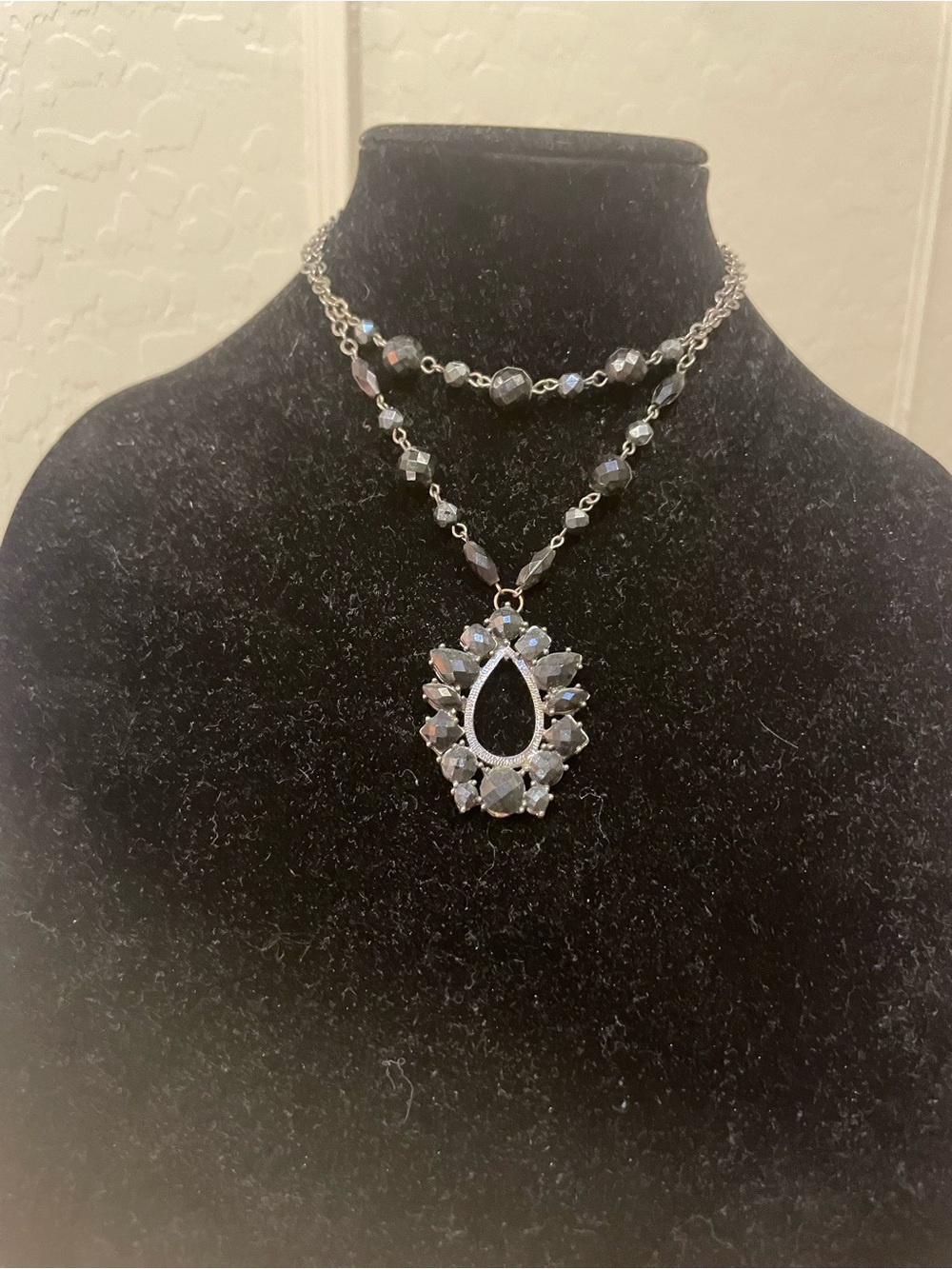 Silver-Tone Faceted Crystal Teardrop Pendant Necklace - Gray